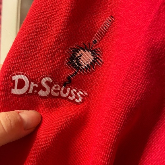 CHAMPION REVERSE WEAVE DR.SEUSS HORTON HEARS A WHO CROPPED SWEATSHIRT - Picture 4 of 6